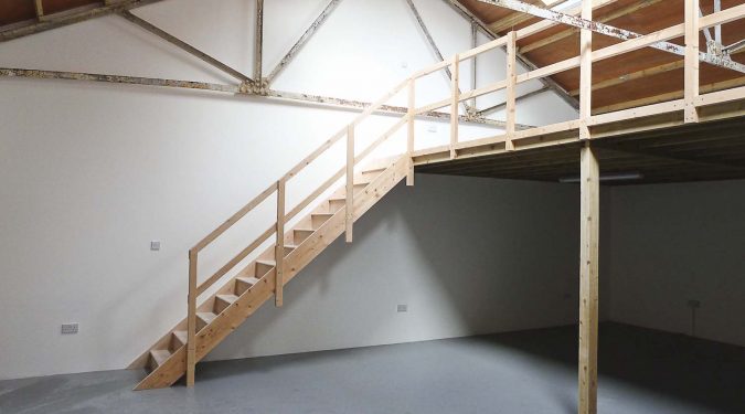 Live work style unit to rent – Ground floor warehouse conversion on Camden Road N7