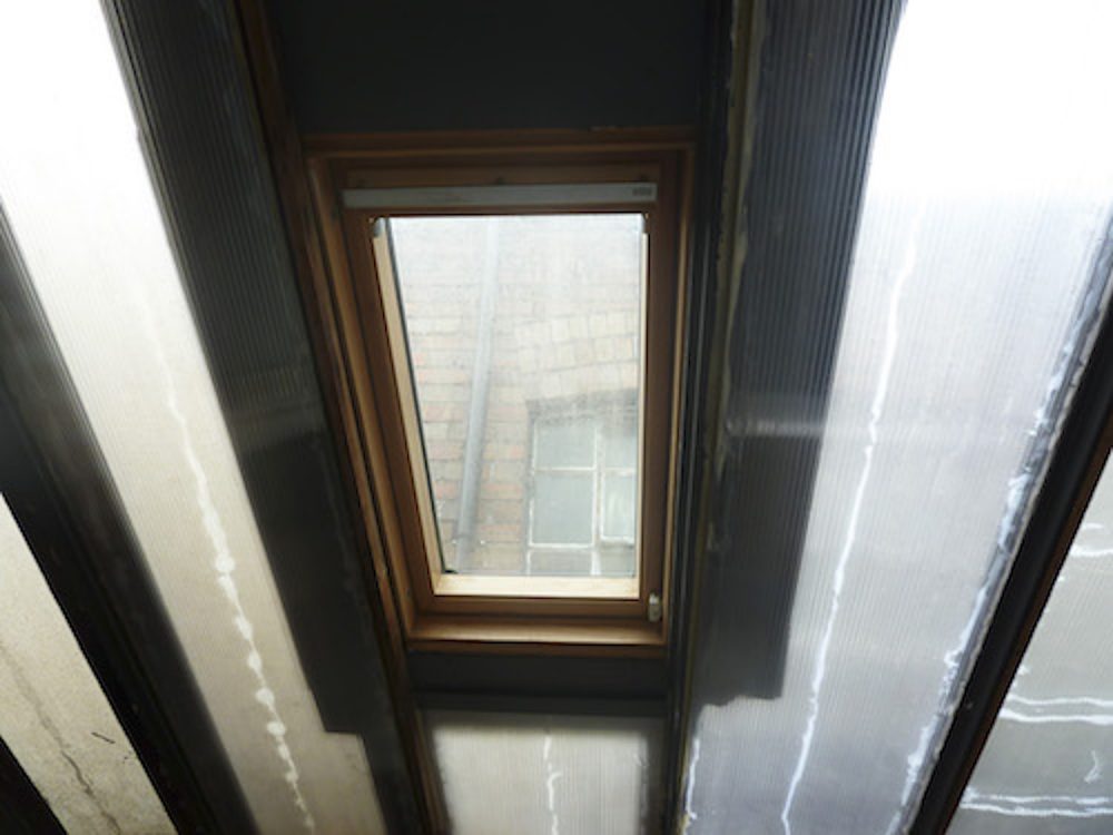 Mezzanine / Window
