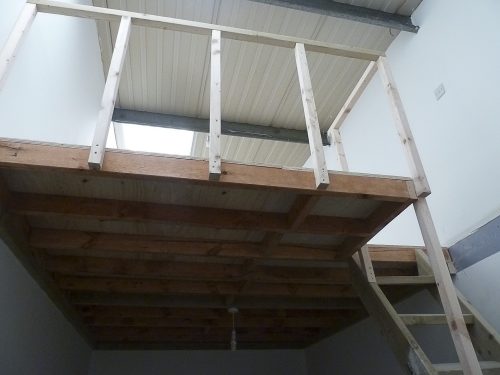 Room / mezzanine