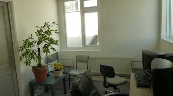 WORK ONLY: 100 sq ft office / studio to rent in Enfield EN3