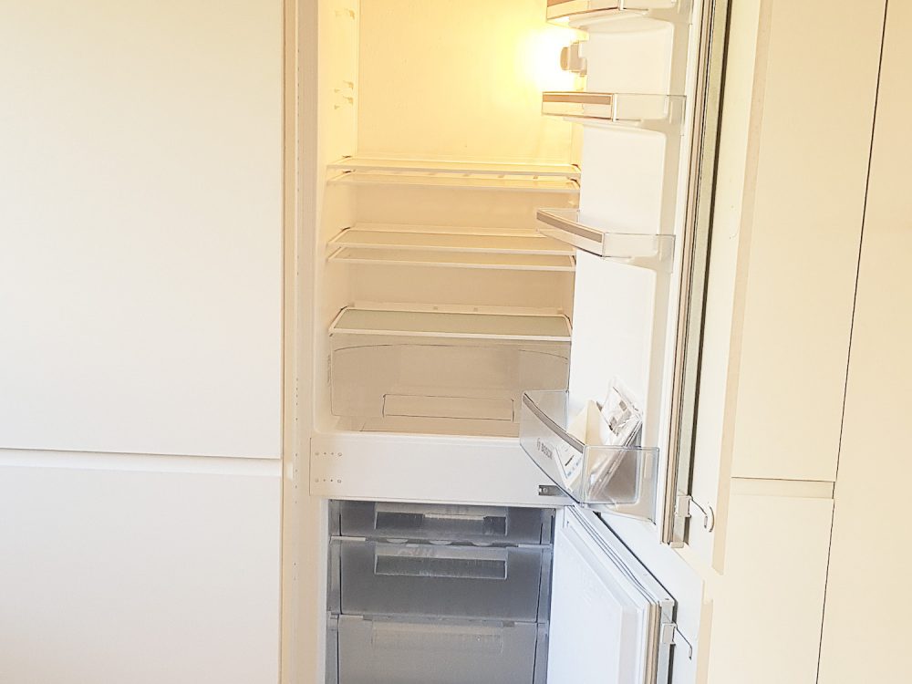 Fridge freezer