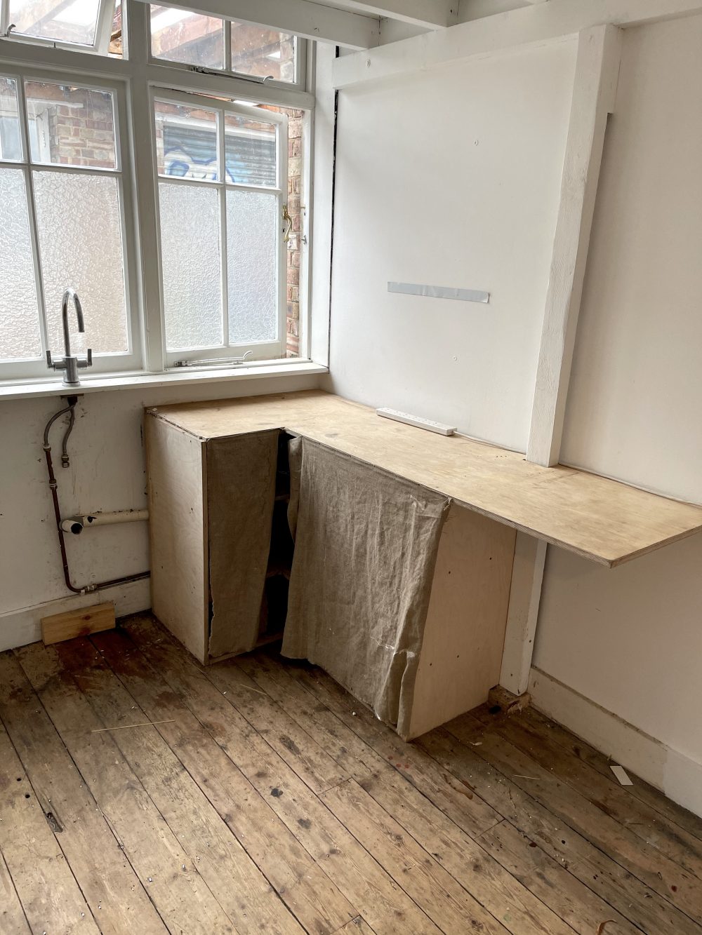 Mezzanine Studio Available to rent in N16 Shelford Place Pic7