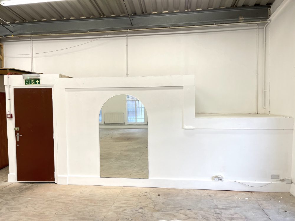 First Floor Warehouse Studio Available to rent in N4 anor House Vale RoadPic6