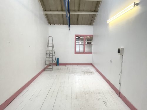 first floor light idustrial creative artist studio to rent in N16 Stoke Newington Shelford Place Pic4