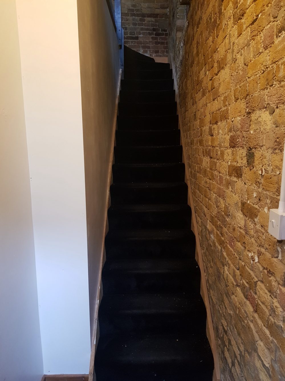 Live Work Unit to rent in E1 Limehouse – East London Pic2