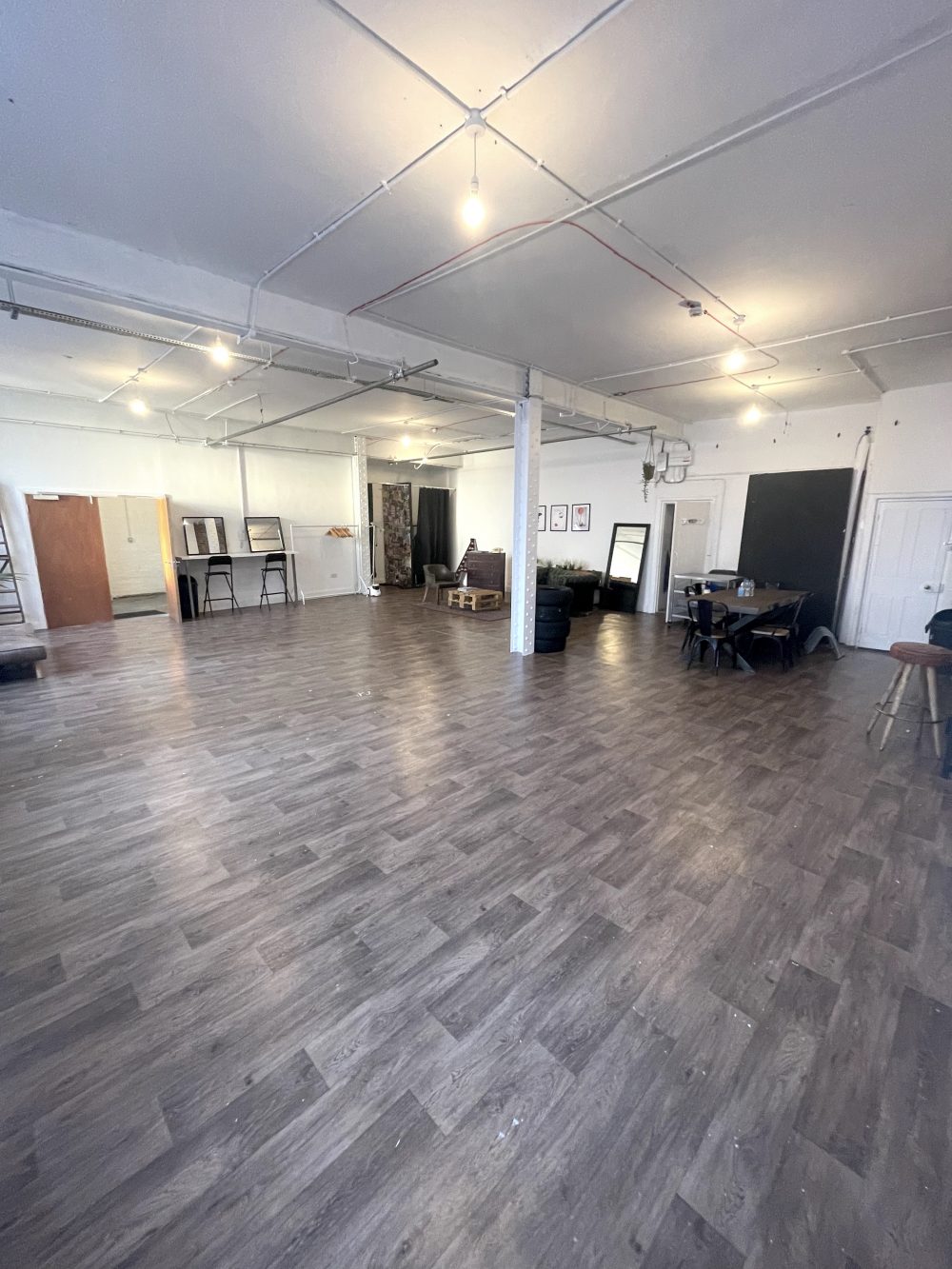 E9 Hackney Belsham Street Warehouse Studio : Light industrial art studio To rent Pic12