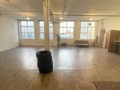 E9 Hackney Belsham Street Warehouse Studio : Light industrial art studio To rent Pic8