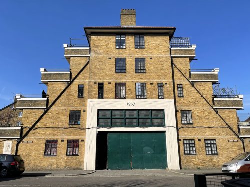 E9LennoxHousewarehousetorent28