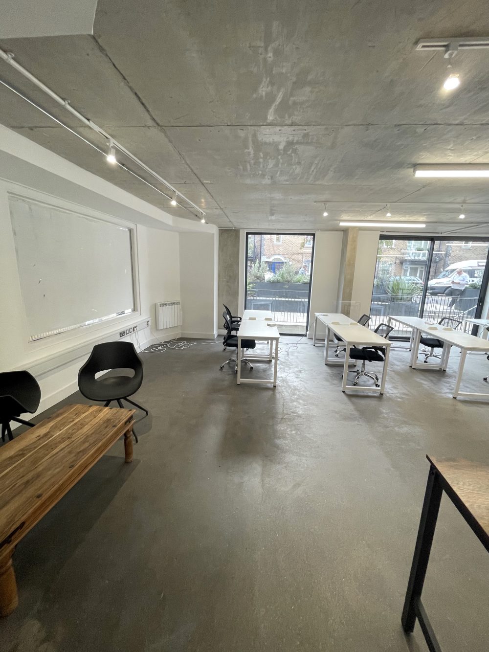 Huge Creative Studio Available to rent in E9 Hackney Central Pic3