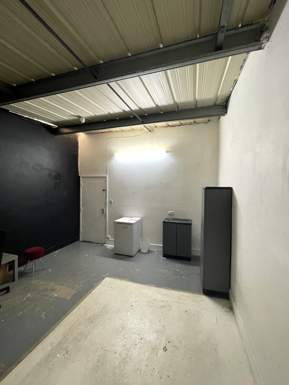Light indurstrial unit to rent in N16 Stoke Newington Shelford Place PIc12