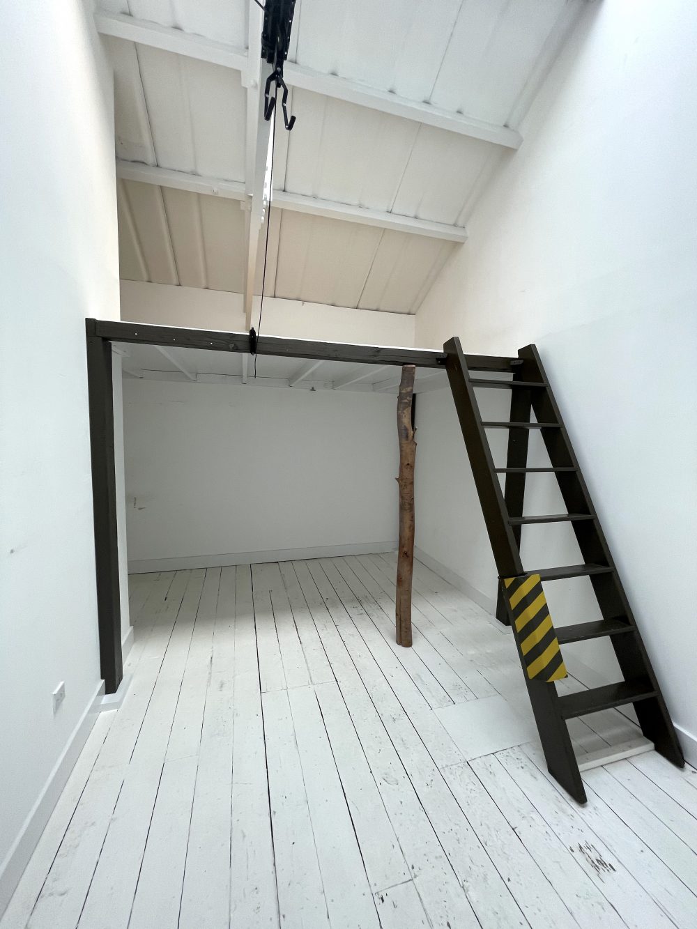 Art Studio Warehouse to rent in N26 Stoke Newington Shelford Place London Pic22