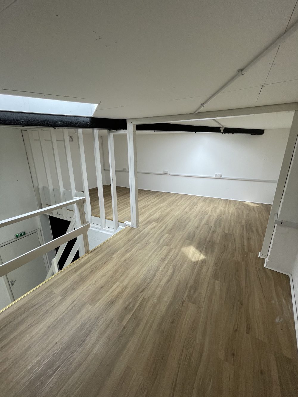 Creative Art Studio Available To rent in E9 Homerton London Pic10