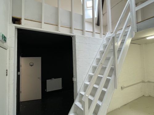 Creative Art Studio Available To rent in E9 Homerton London Pic11
