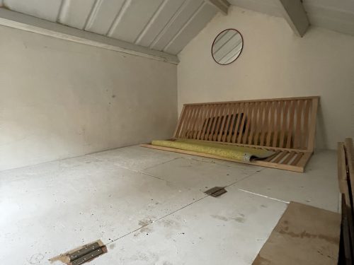 Huge Mezzanine Studio Available to rent in N16 Shelford Place Pic2