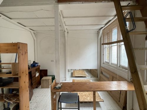 Huge Mezzanine Studio Available to rent in N16 Shelford Place Pic5