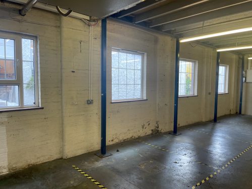 Light industrial Warehouse Space To Rent In N4 Manor House Florentia Clothing Village Nik Nak Cottage Pic11