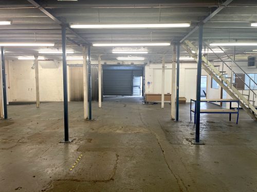 Light industrial Warehouse Space To Rent In N4 Manor House Florentia Clothing Village Nik Nak Cottage Pic14