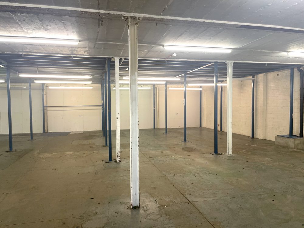 Light industrial Warehouse Space To Rent In N4 Manor House Florentia Clothing Village Nik Nak Cottage Pic21