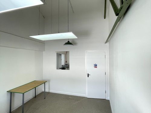 Studio Available to rent in N16 Green Lane Pic1