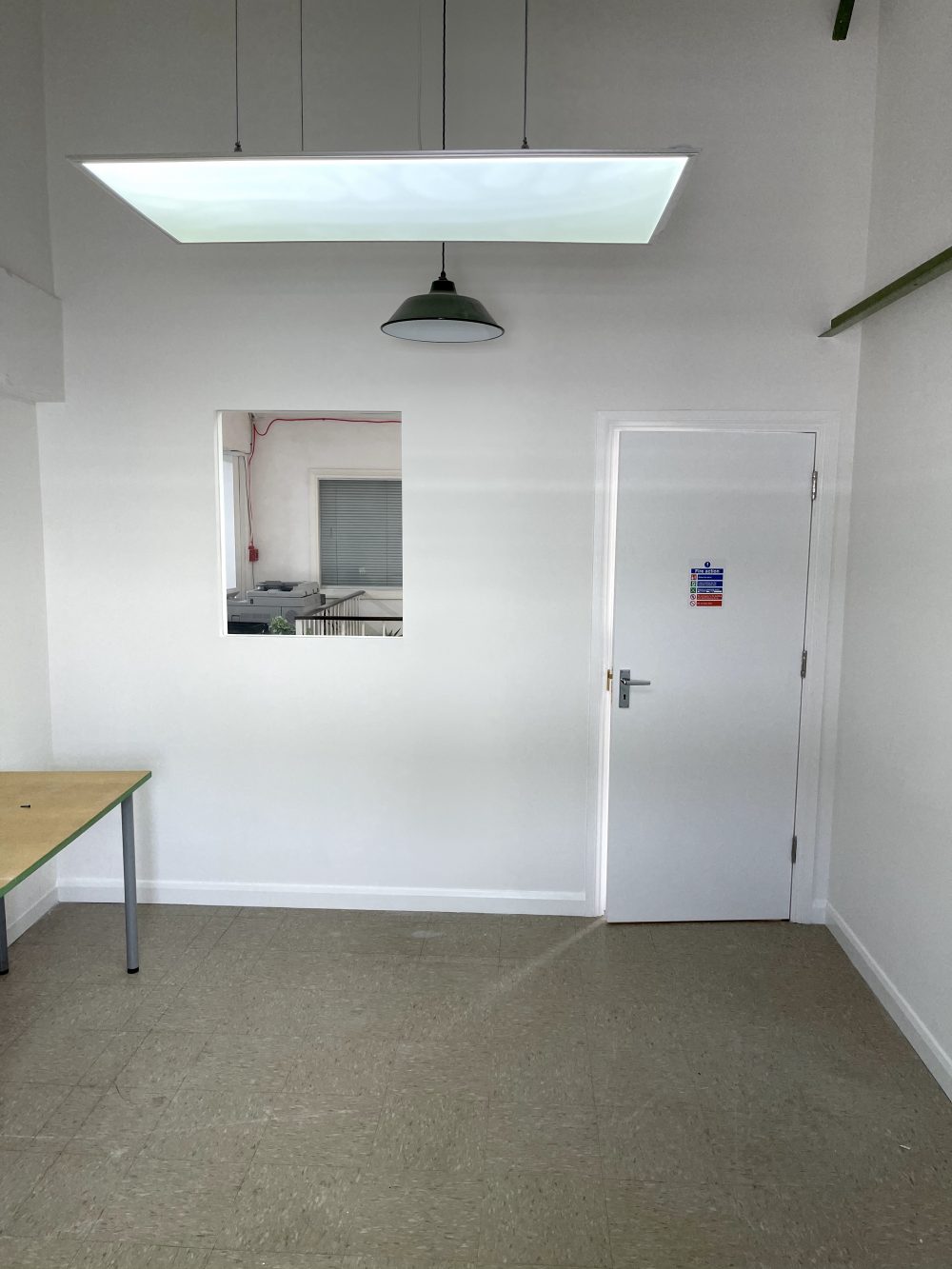 Studio Available to rent in N16 Green Lane Pic2