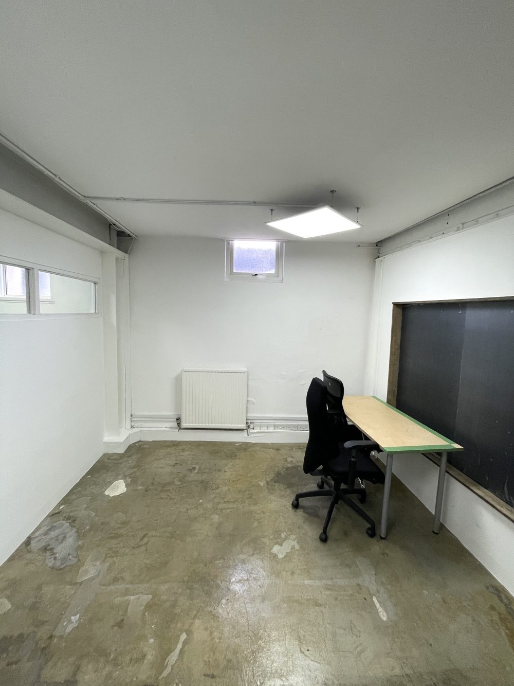 Studio Available to rent in N16 Green Lane Pic4