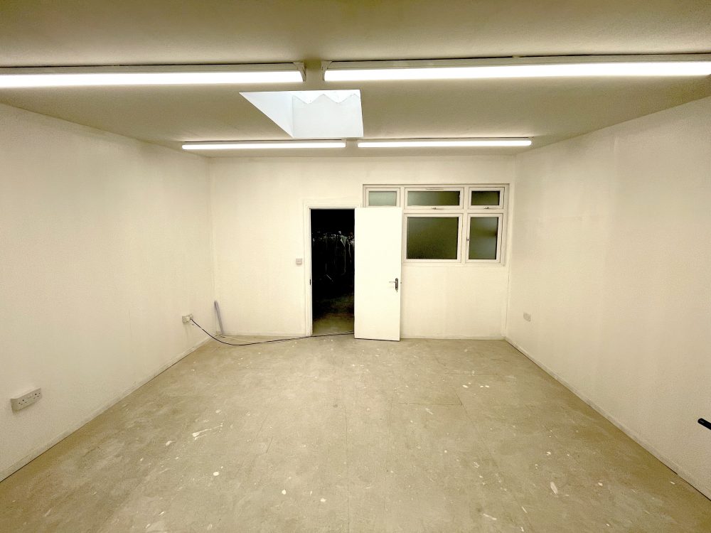 Light industrial Creative Studio To Rent in E9 Hackney Wick Wallis Road Pic5