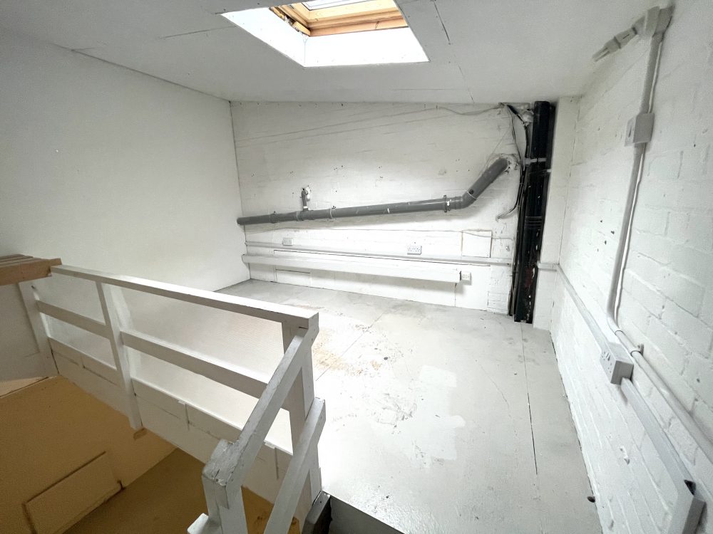 Creative Art Studio Available to rent in E9 Homertn Mackintosh Lane Pic6