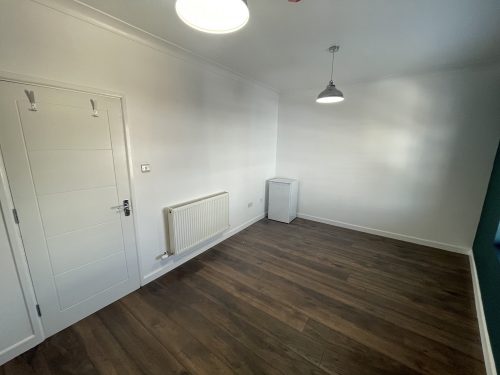 Creative live work style Studio flat Available to rent in E3 Hackney Wick Wick Lane Pic24