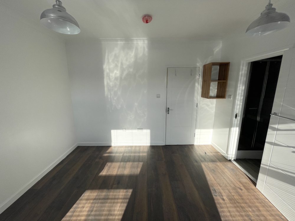 Creative live work style Studio flat Available to rent in E3 Hackney Wick Wick Lane Pic38