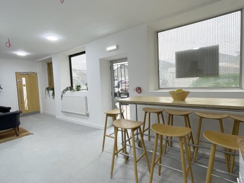 Creative live work style Studio flat Available to rent in EN3 Enfield Alxandra rd Pic23