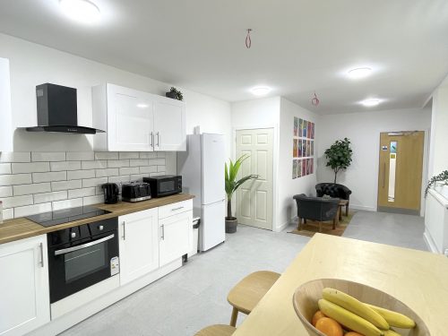 Creative live work style Studio flat Available to rent in EN3 Enfield Alxandra rd Pic24