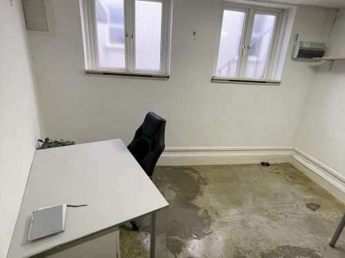 Ground Floor Studio Available to rent in N16 Green Lane Pic9
