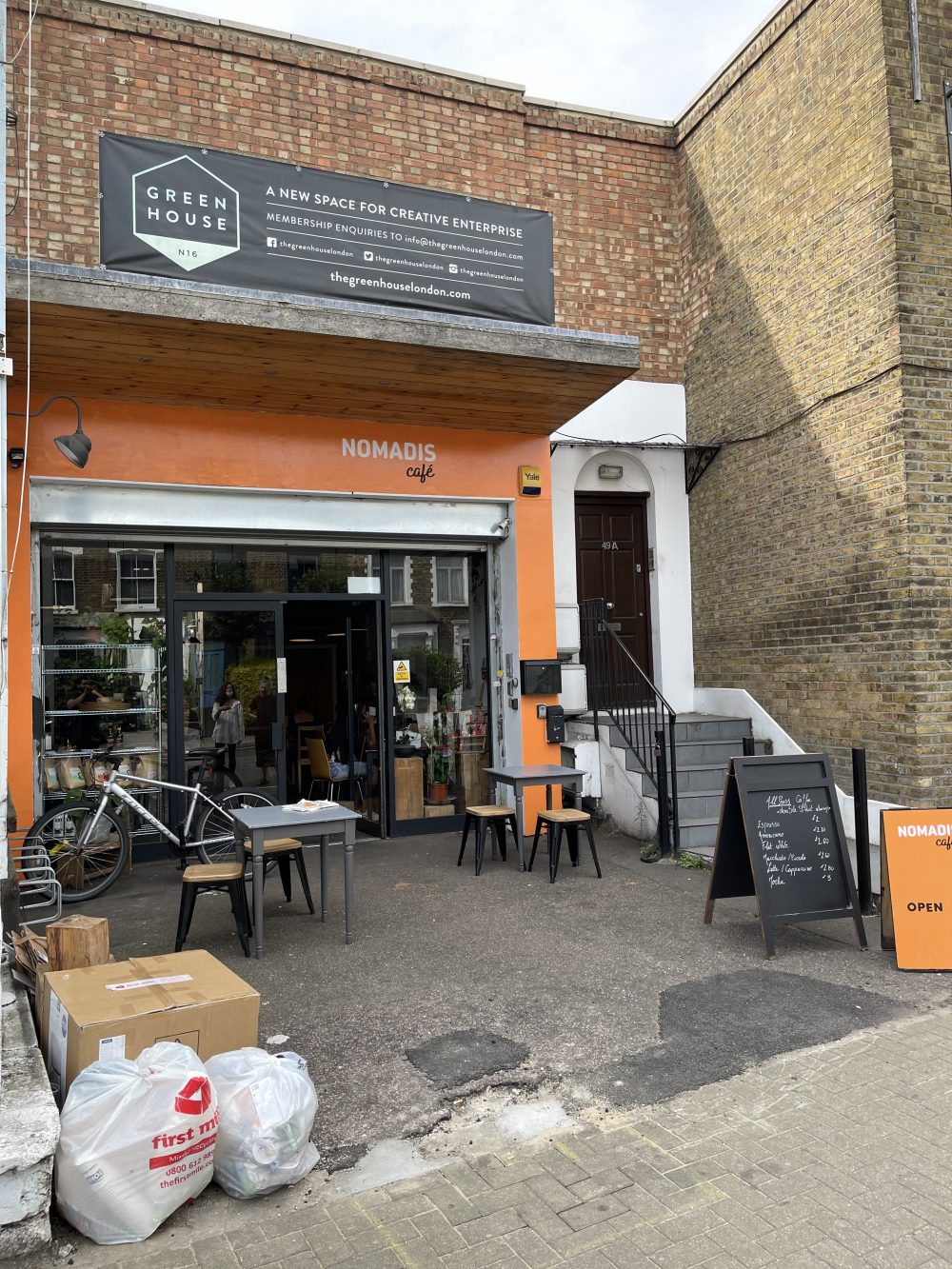 Studio Available to rent in N16 Green Lane Pic10
