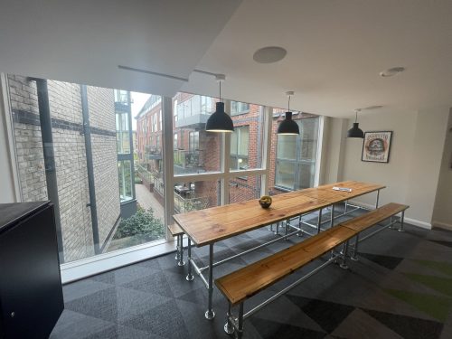 Communal Area – Creative Office : Art Studio : Private offices : Workshop areas available to rent in E10 Leyton Rookery ct Main yard studios Pic32