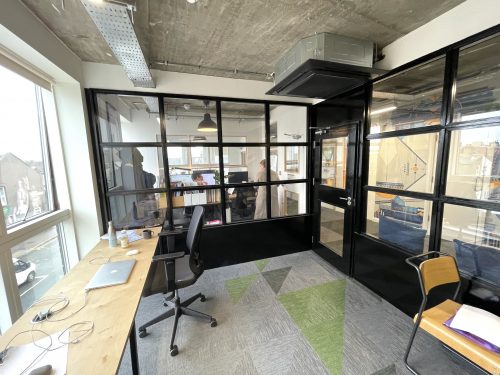 Creative Office : Art Studio : Private offices : Workshop areas available to rent in E10 Leyton Rookery ct Main yard studios Pic1