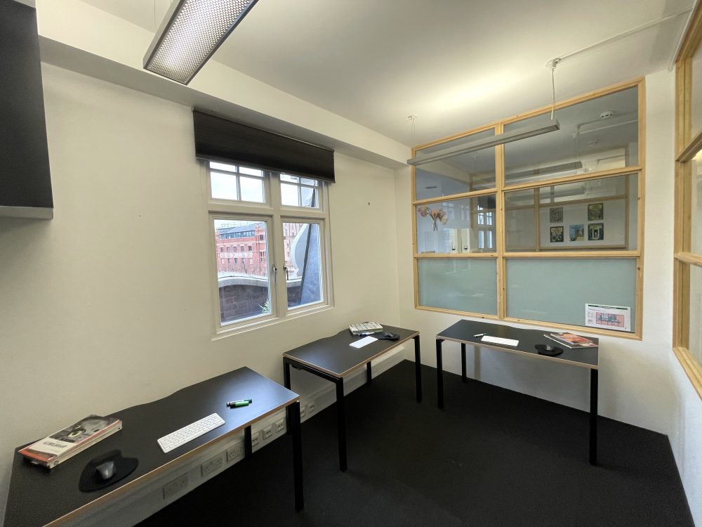 Creative Office : Art Studio available to rent in E9 Hackney Mare Street Pic11