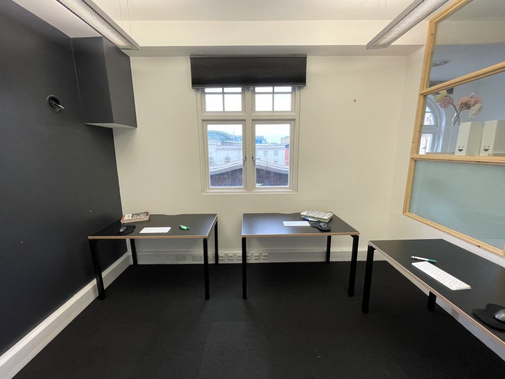 Creative Office : Art Studio available to rent in E9 Hackney Mare Street Pic12