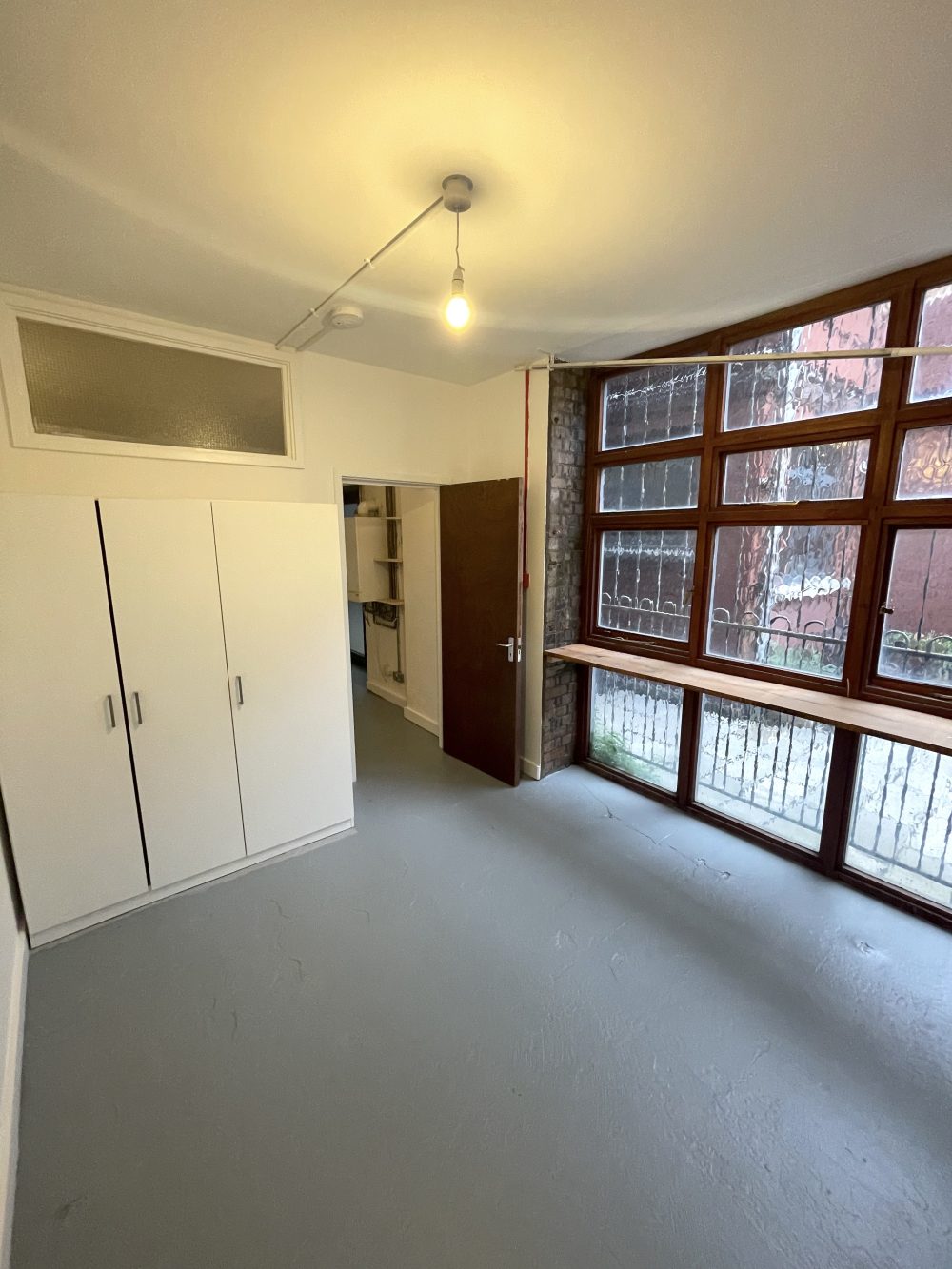 2 Bedroom Flat Available to rent in E9 London Fields Enterprise House Pic24