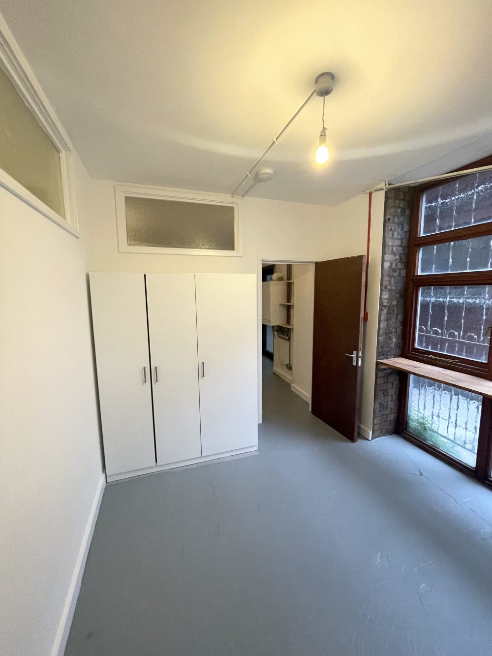 2 Bedroom Flat Available to rent in E9 London Fields Enterprise House Pic25