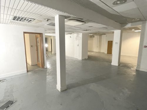 Huge Ground Floor Shop to rent on Wandsworth High Street SW18 Pic37