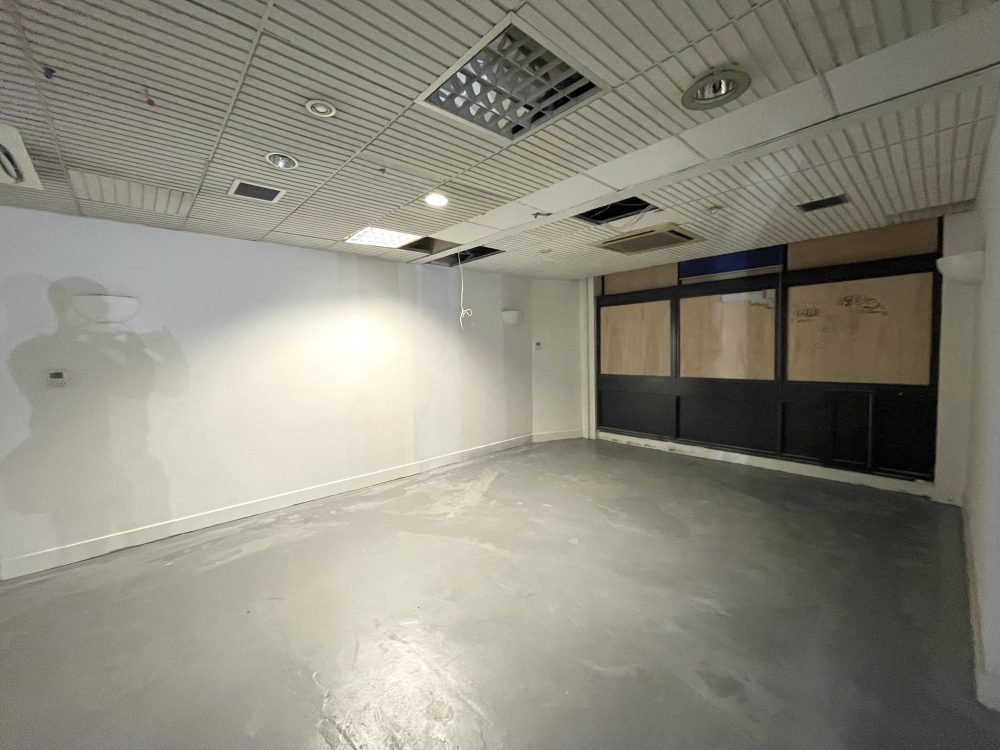 Huge Ground Floor Shop to rent on Wandsworth High Street SW18 Pic38