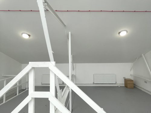 N17 Totteham Hale Mill Mead Road Warehouse Studio : Light industrial art studio To rent Pic25