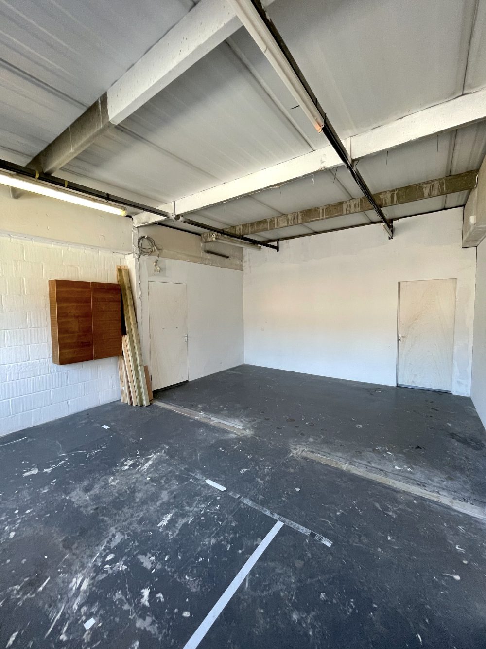 E9 Hackney Wick White Post Lane Queens Yard Warehouse Studio conversion : Light industrial art studio To rent Pic14