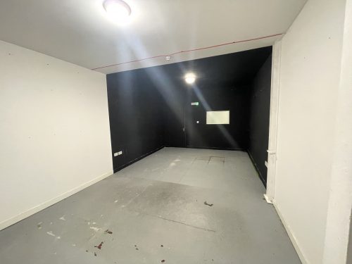 N17 Tottenham Hale Mill Mead Road Warehouse Studio conversion : Light industrial art studio To rent Pic23