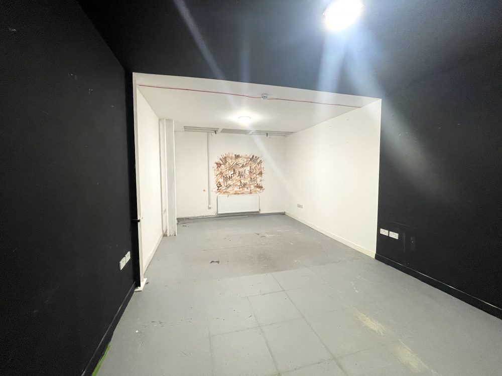 N17 Tottenham Hale Mill Mead Road Warehouse Studio conversion : Light industrial art studio To rent Pic26