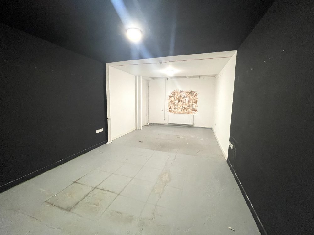 N17 Tottenham Hale Mill Mead Road Warehouse Studio conversion : Light industrial art studio To rent Pic29