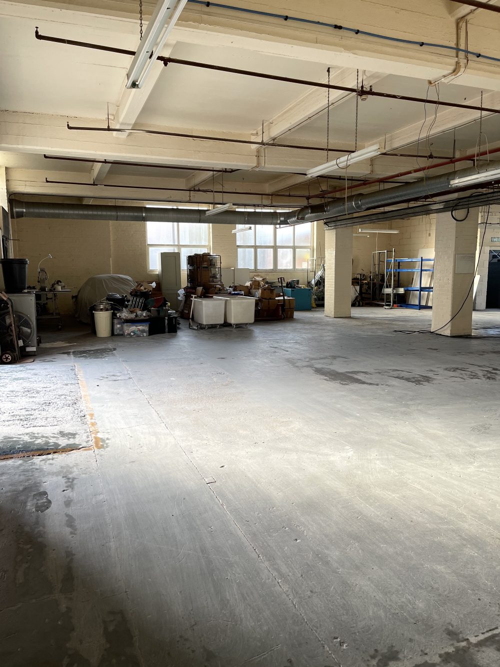 E3 Bow -Warehouse to rent for artists 7