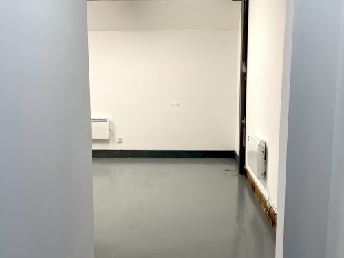 N15 Seven Sisters (Markfield Road) -Warehouse : Art Studio to rent for artists 2