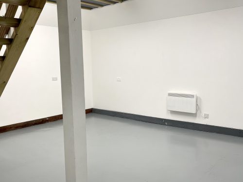 N15 Seven Sisters (Markfield Road) -Warehouse : Art Studio to rent for artists 3