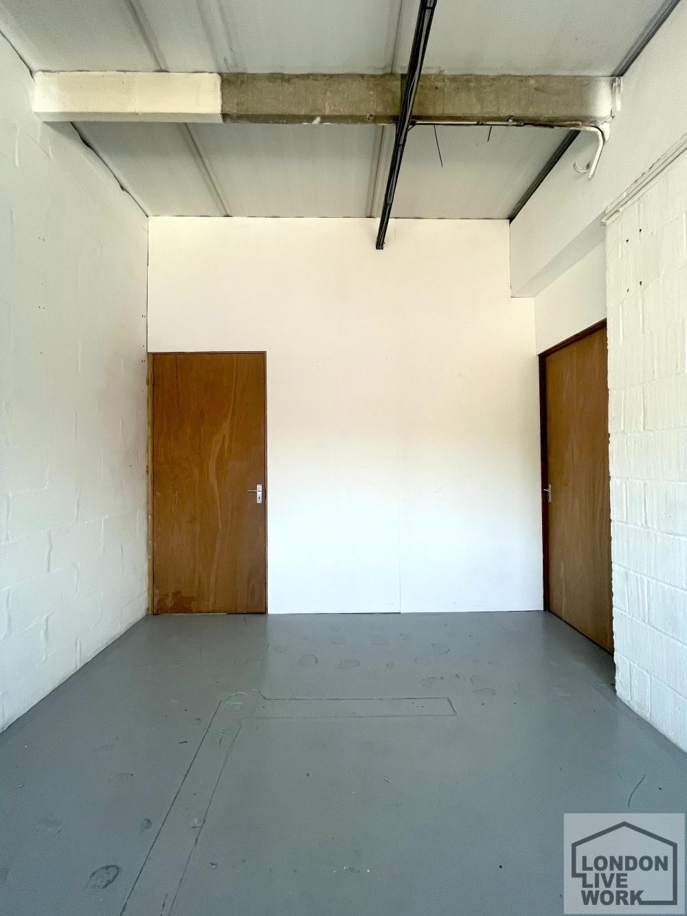 Art : Creative Studio to Rent in Warehouse in Hackney Wick 11